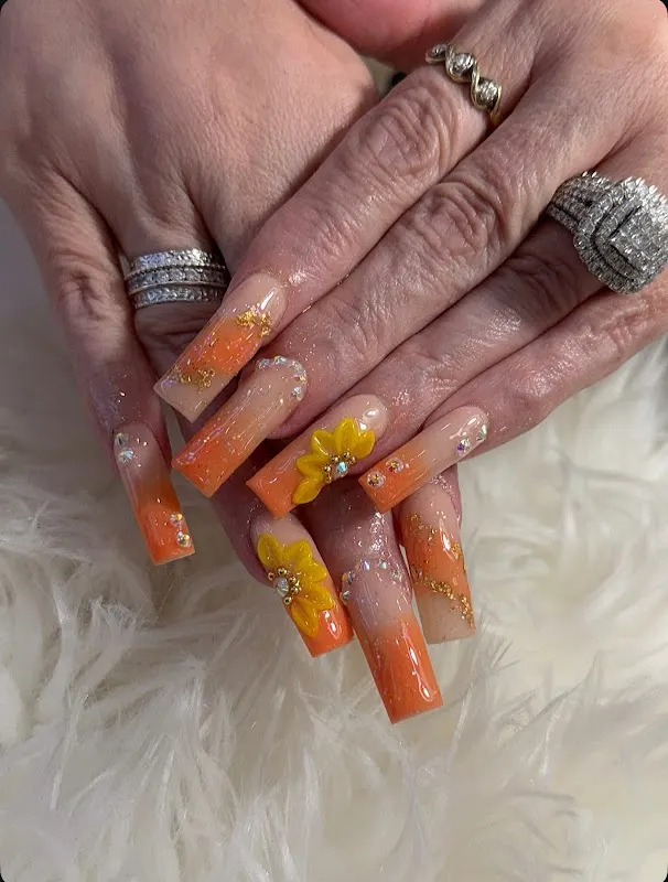 Che Nails & Lash Studio — Beauty salon in Spring